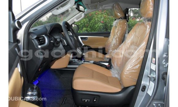 Imported Toyota Fortuner Other Makiinaa iti Import - Dubai keessatti Somalia keessatti Imported Toyota Fortuner Other Makiinaa iti Import - Dubai keessatti Somalia keessatti