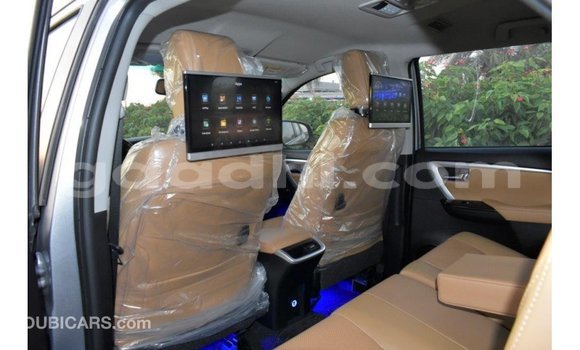 Imported Toyota Fortuner Other Makiinaa iti Import - Dubai keessatti Somalia keessatti Imported Toyota Fortuner Other Makiinaa iti Import - Dubai keessatti Somalia keessatti