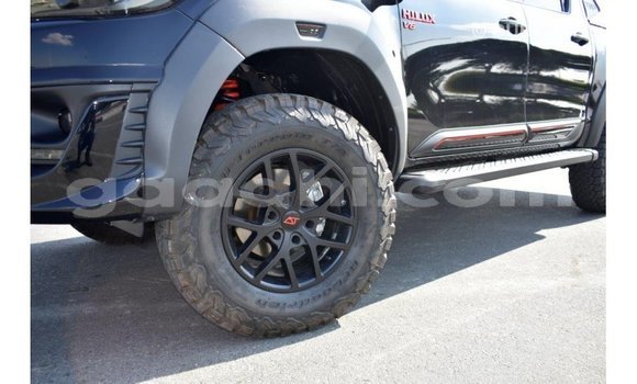 Imported Toyota Hilux Black Makiinaa iti Import - Dubai keessatti Somalia keessatti Imported Toyota Hilux Black Makiinaa iti Import - Dubai keessatti Somalia keessatti