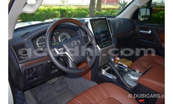 Buy Import Toyota Land Cruiser White Car in Import - Dubai in Somalia Buy Import Toyota Land Cruiser White Car in Import - Dubai in Somalia