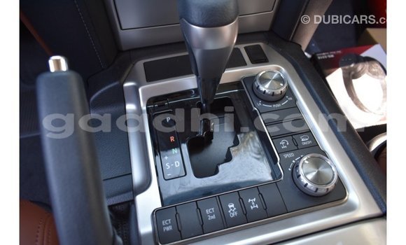 Buy Import Toyota Land Cruiser White Car in Import - Dubai in Somalia Buy Import Toyota Land Cruiser White Car in Import - Dubai in Somalia