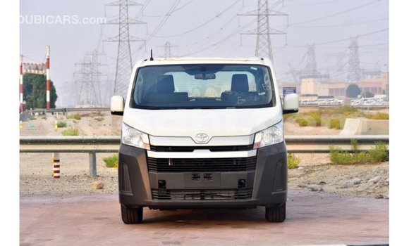 Buy Import Toyota Hiace White Car in Import - Dubai in Somalia Buy Import Toyota Hiace White Car in Import - Dubai in Somalia