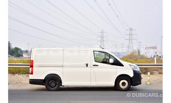 Buy Import Toyota Hiace White Car in Import - Dubai in Somalia Buy Import Toyota Hiace White Car in Import - Dubai in Somalia