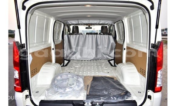 Buy Import Toyota Hiace White Car in Import - Dubai in Somalia Buy Import Toyota Hiace White Car in Import - Dubai in Somalia