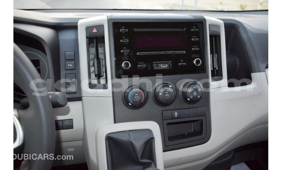 Buy Import Toyota Hiace White Car in Import - Dubai in Somalia Buy Import Toyota Hiace White Car in Import - Dubai in Somalia