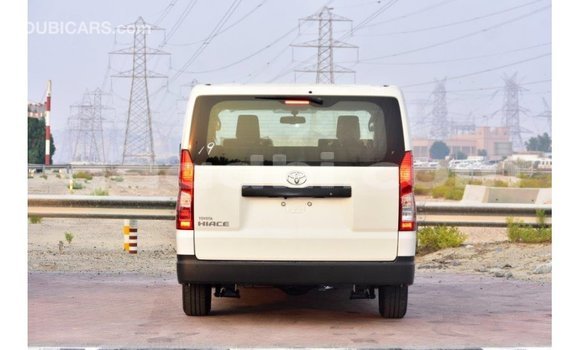 Buy Import Toyota Hiace White Car in Import - Dubai in Somalia Buy Import Toyota Hiace White Car in Import - Dubai in Somalia