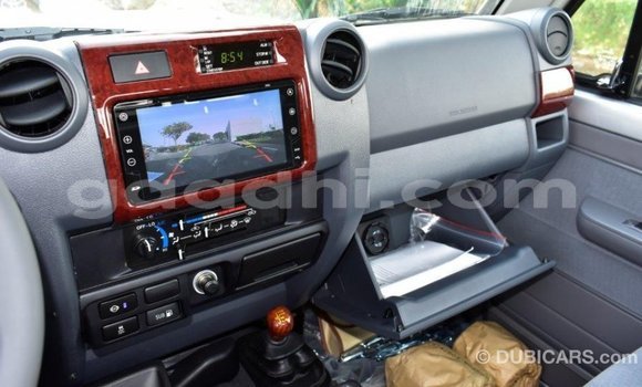 Imported Toyota Land Cruiser Other Makiinaa iti Import - Dubai keessatti Somalia keessatti Imported Toyota Land Cruiser Other Makiinaa iti Import - Dubai keessatti Somalia keessatti