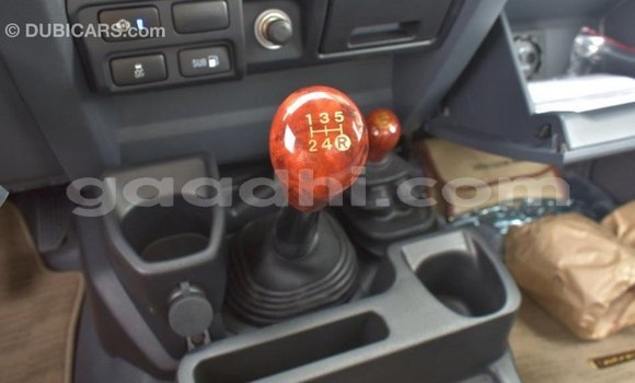 Imported Toyota Land Cruiser Other Makiinaa iti Import - Dubai keessatti Somalia keessatti Imported Toyota Land Cruiser Other Makiinaa iti Import - Dubai keessatti Somalia keessatti