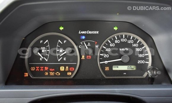 Imported Toyota Land Cruiser Other Makiinaa iti Import - Dubai keessatti Somalia keessatti Imported Toyota Land Cruiser Other Makiinaa iti Import - Dubai keessatti Somalia keessatti