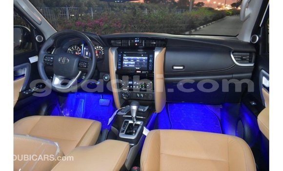 Buy Import Toyota Fortuner White Car in Import - Dubai in Somalia Buy Import Toyota Fortuner White Car in Import - Dubai in Somalia