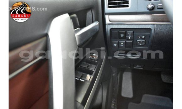 Imported Toyota Land Cruiser Black Makiinaa iti Import - Dubai keessatti Somalia keessatti Imported Toyota Land Cruiser Black Makiinaa iti Import - Dubai keessatti Somalia keessatti