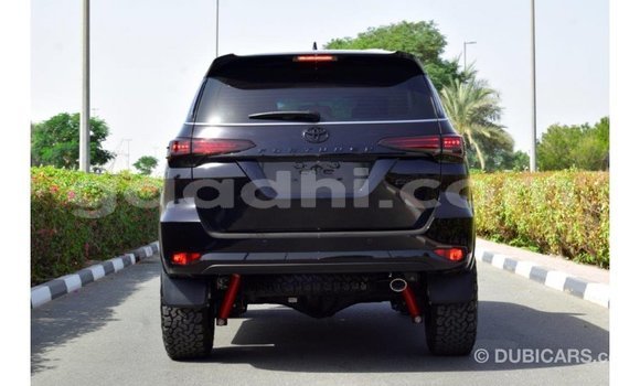 Buy Import Toyota Fortuner Black Car in Import - Dubai in Somalia Buy Import Toyota Fortuner Black Car in Import - Dubai in Somalia