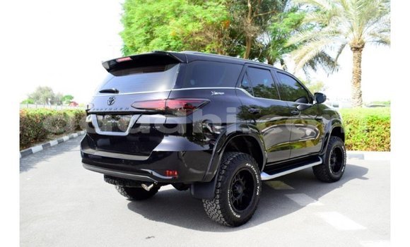 Buy Import Toyota Fortuner Black Car in Import - Dubai in Somalia Buy Import Toyota Fortuner Black Car in Import - Dubai in Somalia
