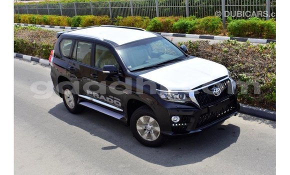 Imported Toyota Prado Black Makiinaa iti Import - Dubai keessatti Somalia keessatti Imported Toyota Prado Black Makiinaa iti Import - Dubai keessatti Somalia keessatti