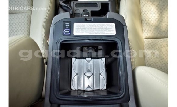 Imported Toyota Prado Black Makiinaa iti Import - Dubai keessatti Somalia keessatti Imported Toyota Prado Black Makiinaa iti Import - Dubai keessatti Somalia keessatti