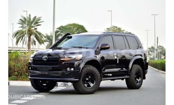 Imported Toyota Land Cruiser Black Makiinaa iti Import - Dubai keessatti Somalia keessatti Imported Toyota Land Cruiser Black Makiinaa iti Import - Dubai keessatti Somalia keessatti