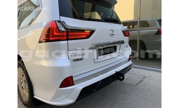 اشتري Imported Lexus LX أبيض سيارة في Import - Dubai في الصومال اشتري Imported Lexus LX أبيض سيارة في Import - Dubai في الصومال