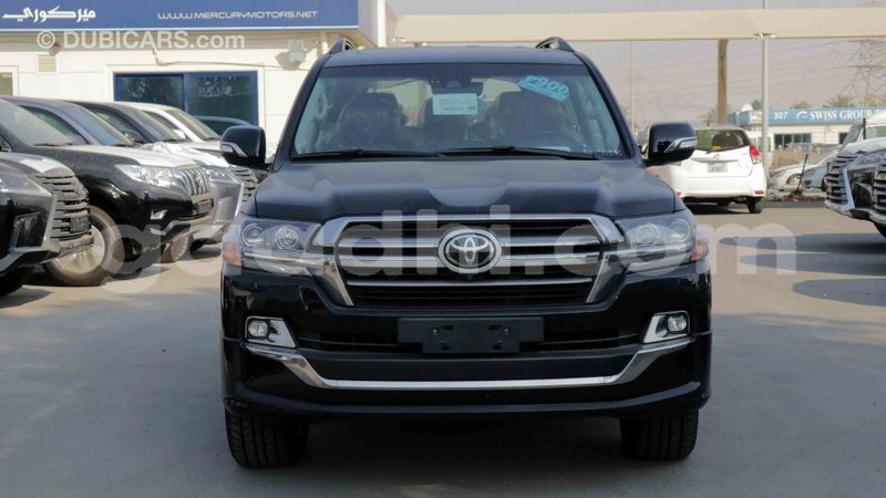 Big with watermark toyota land cruiser somalia import dubai 3284