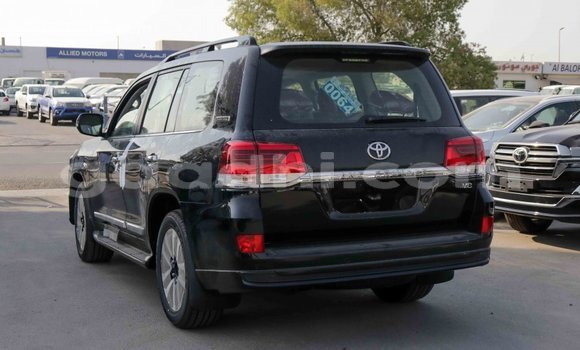 اشتري Imported Toyota Land Cruiser أسود سيارة في Import - Dubai في الصومال اشتري Imported Toyota Land Cruiser أسود سيارة في Import - Dubai في الصومال