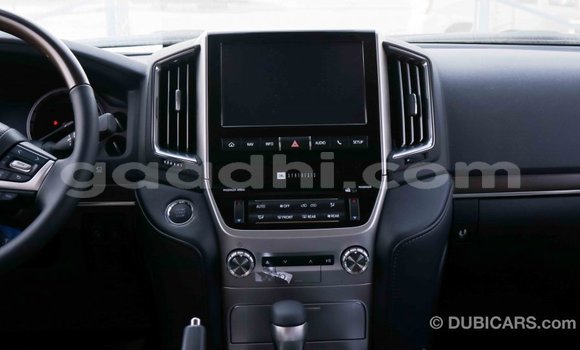 اشتري Imported Toyota Land Cruiser أسود سيارة في Import - Dubai في الصومال اشتري Imported Toyota Land Cruiser أسود سيارة في Import - Dubai في الصومال