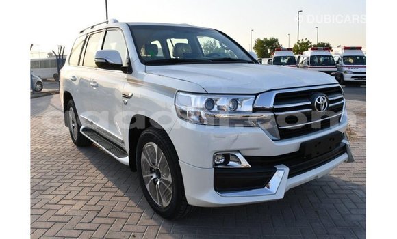 Buy Import Toyota Land Cruiser White Car in Import - Dubai in Somalia Buy Import Toyota Land Cruiser White Car in Import - Dubai in Somalia