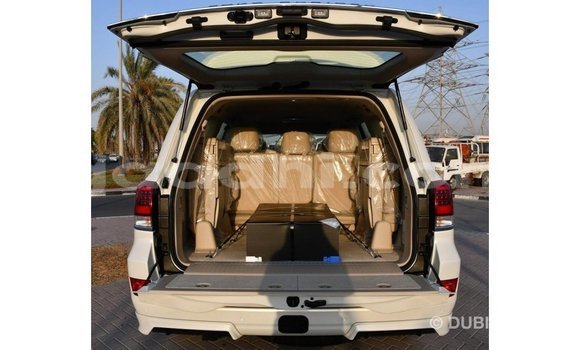 Buy Import Toyota Land Cruiser White Car in Import - Dubai in Somalia Buy Import Toyota Land Cruiser White Car in Import - Dubai in Somalia