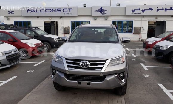 Imported Toyota Fortuner Other Makiinaa iti Import - Dubai keessatti Somalia keessatti Imported Toyota Fortuner Other Makiinaa iti Import - Dubai keessatti Somalia keessatti