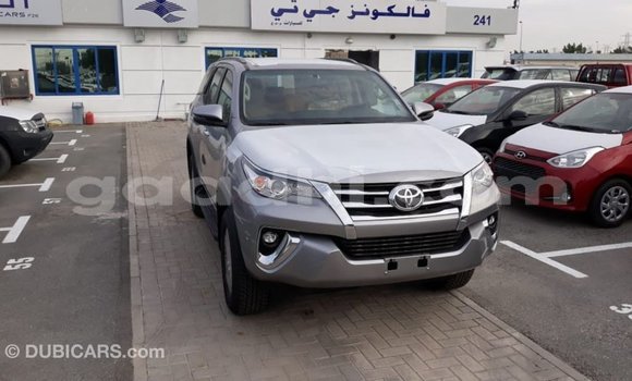 Imported Toyota Fortuner Other Makiinaa iti Import - Dubai keessatti Somalia keessatti Imported Toyota Fortuner Other Makiinaa iti Import - Dubai keessatti Somalia keessatti