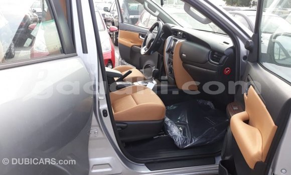 Imported Toyota Fortuner Other Makiinaa iti Import - Dubai keessatti Somalia keessatti Imported Toyota Fortuner Other Makiinaa iti Import - Dubai keessatti Somalia keessatti
