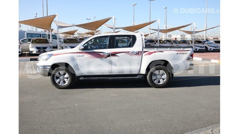 Big with watermark toyota hilux somalia import dubai 3291