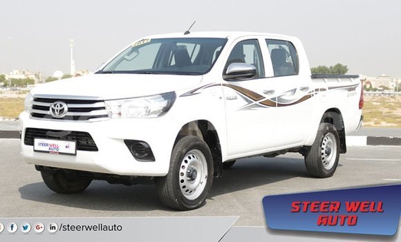 اشتري Imported Toyota Hilux أبيض سيارة في Import - Dubai في الصومال اشتري Imported Toyota Hilux أبيض سيارة في Import - Dubai في الصومال