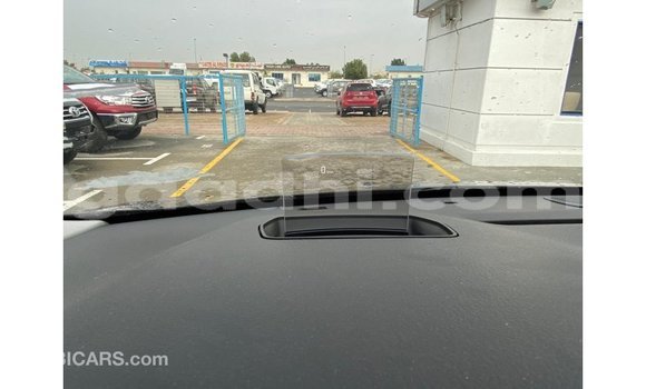 Imported Peugeot Traveller Black Makiinaa iti Import - Dubai keessatti Somalia keessatti Imported Peugeot Traveller Black Makiinaa iti Import - Dubai keessatti Somalia keessatti