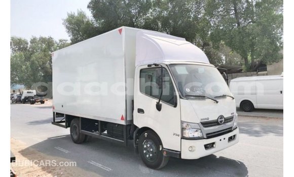 Buy Import Hino 300 Series White Truck in Import - Dubai in Somalia Buy Import Hino 300 Series White Truck in Import - Dubai in Somalia