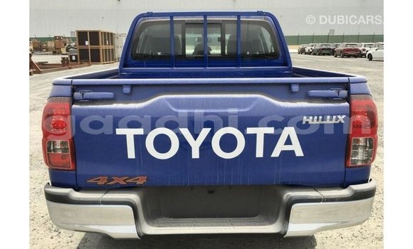 Nunua Imported Toyota Hilux Bluu Gari ndani ya Import - Dubai nchini Somalia Nunua Imported Toyota Hilux Bluu Gari ndani ya Import - Dubai nchini Somalia