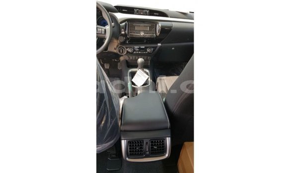 Nunua Imported Toyota Hilux Bluu Gari ndani ya Import - Dubai nchini Somalia Nunua Imported Toyota Hilux Bluu Gari ndani ya Import - Dubai nchini Somalia