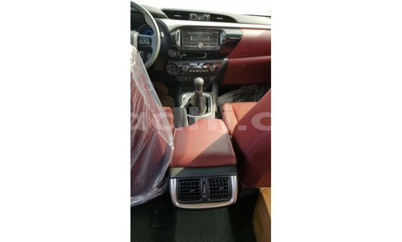 Nunua Imported Toyota Hilux Bluu Gari ndani ya Import - Dubai nchini Somalia Nunua Imported Toyota Hilux Bluu Gari ndani ya Import - Dubai nchini Somalia