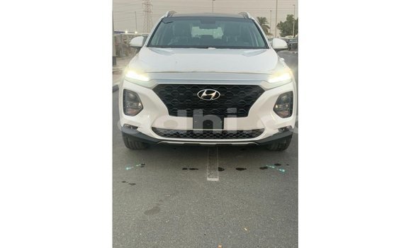 Nunua Imported Hyundai Santa Fe Nyeupe Gari ndani ya Import - Dubai nchini Somalia Nunua Imported Hyundai Santa Fe Nyeupe Gari ndani ya Import - Dubai nchini Somalia