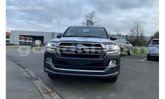 Nunua Imported Toyota Land Cruiser Nyingine Gari ndani ya Import - Dubai nchini Somalia Nunua Imported Toyota Land Cruiser Nyingine Gari ndani ya Import - Dubai nchini Somalia