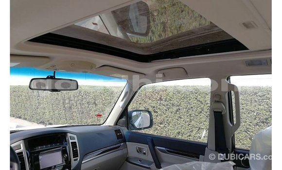 ይግዙ Imported Mitsubishi Pajero ነጭ መኪና በ Import - Dubai በ ሶማሊያ ይግዙ Imported Mitsubishi Pajero ነጭ መኪና በ Import - Dubai በ ሶማሊያ