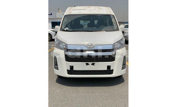 Nunua Imported Toyota Hiace Nyeupe Gari ndani ya Import - Dubai nchini Somalia Nunua Imported Toyota Hiace Nyeupe Gari ndani ya Import - Dubai nchini Somalia