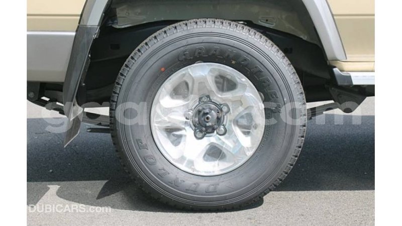 Big with watermark toyota land cruiser somalia import dubai 3318