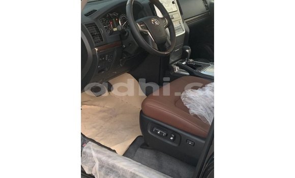 اشتري Imported Toyota Land Cruiser أسود سيارة في Import - Dubai في الصومال اشتري Imported Toyota Land Cruiser أسود سيارة في Import - Dubai في الصومال