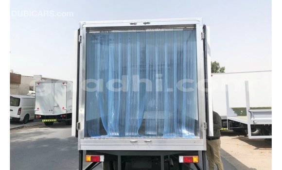 Buy Import Hino 300 Series White Truck in Import - Dubai in Somalia Buy Import Hino 300 Series White Truck in Import - Dubai in Somalia