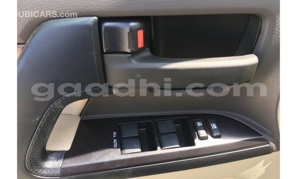 Imported Toyota Land Cruiser Black Makiinaa iti Import - Dubai keessatti Somalia keessatti Imported Toyota Land Cruiser Black Makiinaa iti Import - Dubai keessatti Somalia keessatti