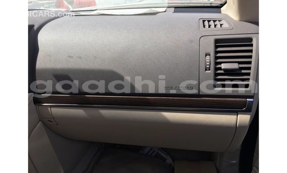 Imported Toyota Land Cruiser Black Makiinaa iti Import - Dubai keessatti Somalia keessatti Imported Toyota Land Cruiser Black Makiinaa iti Import - Dubai keessatti Somalia keessatti