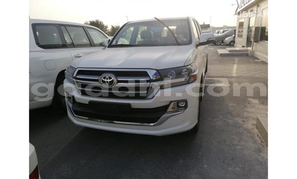 Buy Import Toyota Land Cruiser White Car in Import - Dubai in Somalia Buy Import Toyota Land Cruiser White Car in Import - Dubai in Somalia