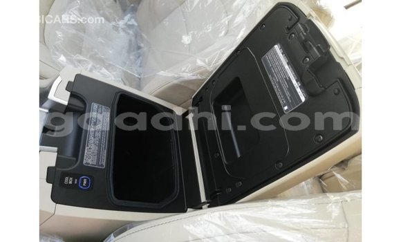 Buy Import Toyota Land Cruiser White Car in Import - Dubai in Somalia Buy Import Toyota Land Cruiser White Car in Import - Dubai in Somalia