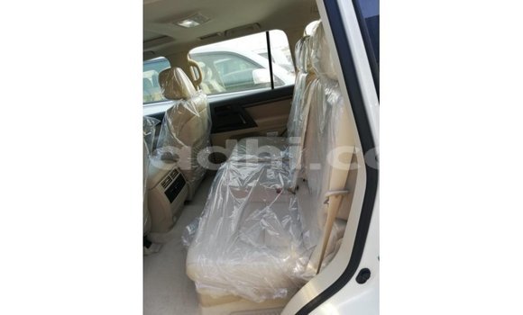 Buy Import Toyota Land Cruiser White Car in Import - Dubai in Somalia Buy Import Toyota Land Cruiser White Car in Import - Dubai in Somalia