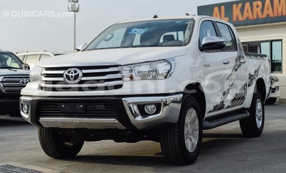 ይግዙ Imported Toyota Hilux ነጭ መኪና በ Import - Dubai በ ሶማሊያ ይግዙ Imported Toyota Hilux ነጭ መኪና በ Import - Dubai በ ሶማሊያ