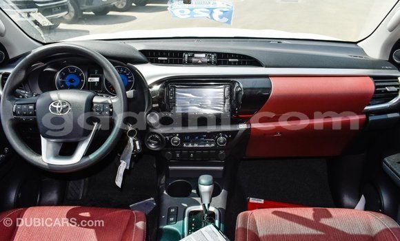 Nunua Imported Toyota Hilux Nyingine Gari ndani ya Import - Dubai nchini Somalia Nunua Imported Toyota Hilux Nyingine Gari ndani ya Import - Dubai nchini Somalia